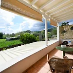 Vilă Depis Home, In Lefkas Town