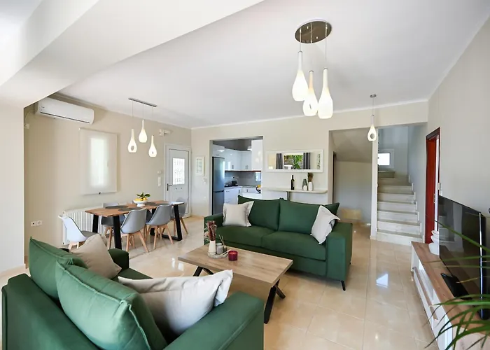 Villa Depis Home, In Lefkas Town *
