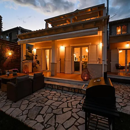 Villa Depis Home, In Lefkas Town *