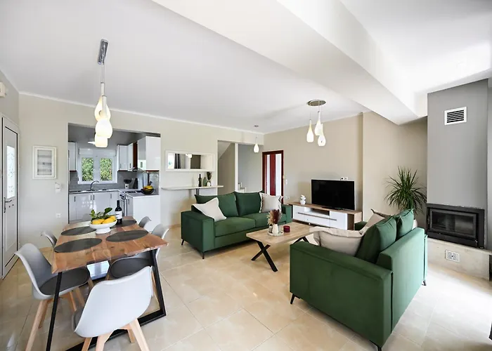 Villa Depis Home, In Lefkas Town *